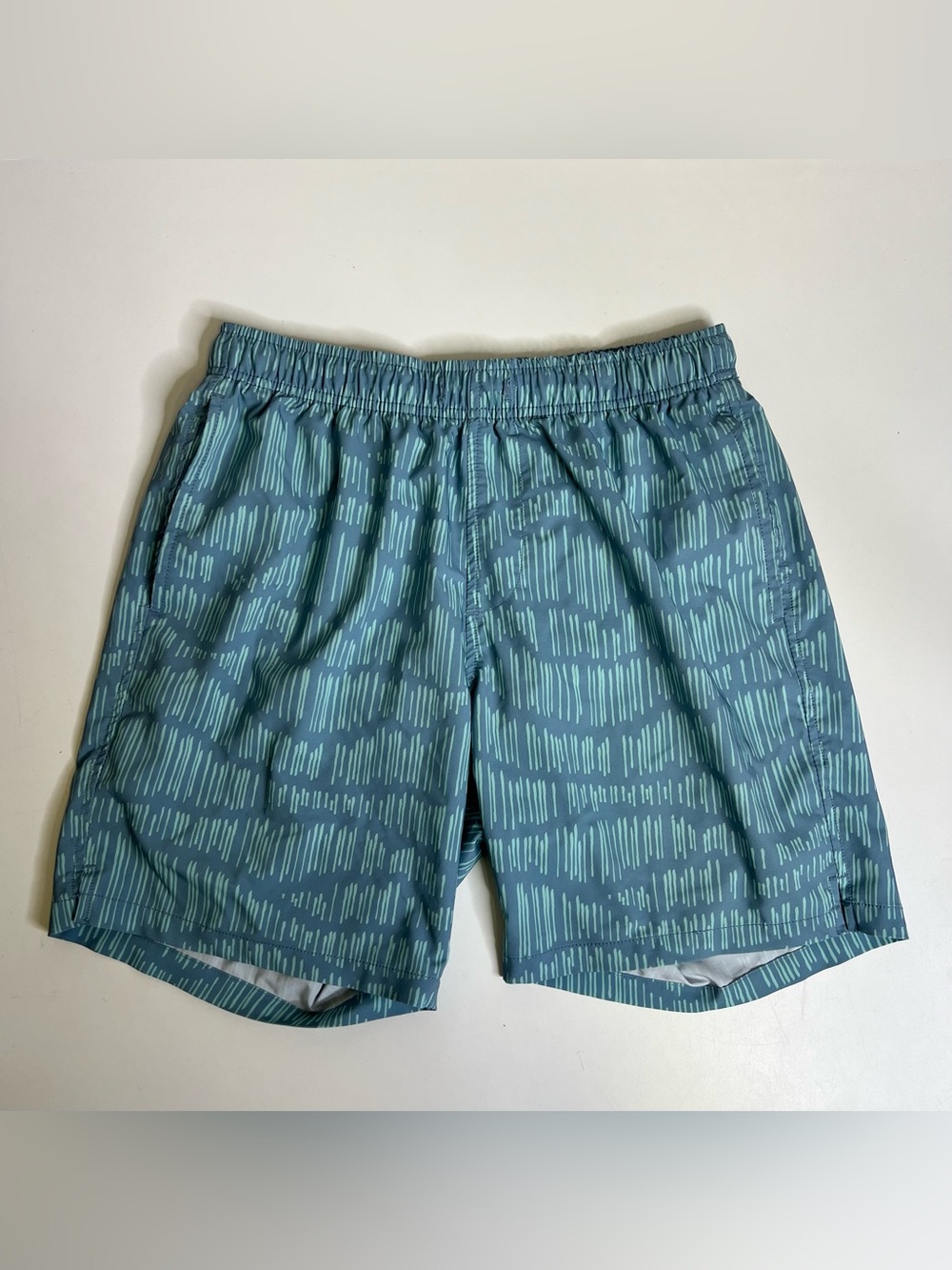Bearbottom Men’s Swim Trunks Lined Blue Striped 7" Inseam - Size Medium